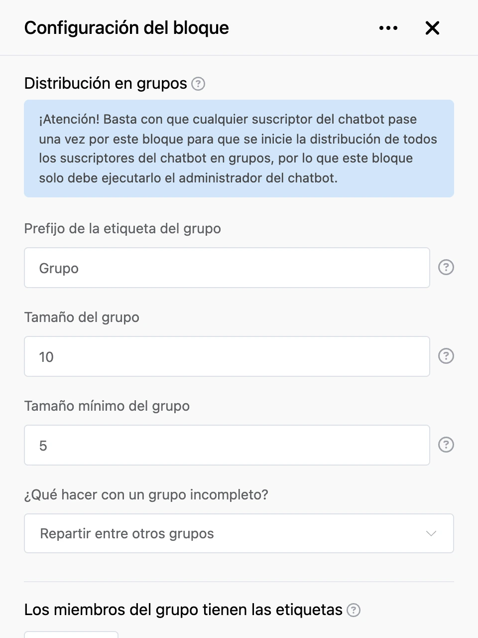 Panel de configuración del bloque «Distribución en grupos»
